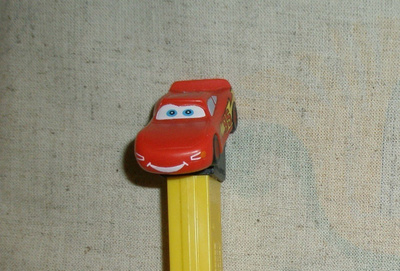 Pixar auto Pez Disney