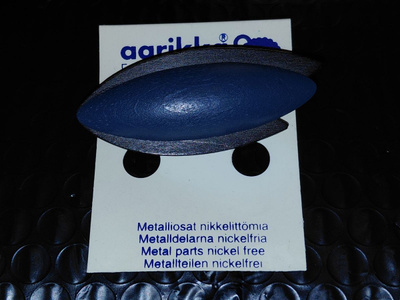 Aarikka rintakoru, pukukoru