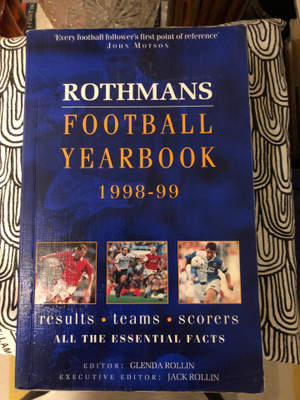 Rothmans Football Yearbook 1998-99.