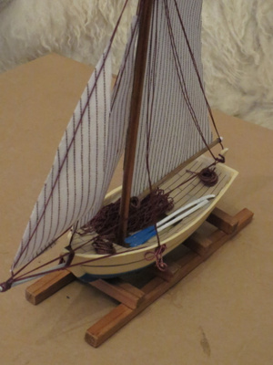 Puuvene pienoismalli