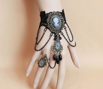 252 .. Retro Fashion Gothic Lolita Pitsinen .. Rannekoru