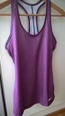 Nike Tank / Treenipaita / Urheilupaita / Paita - koko S