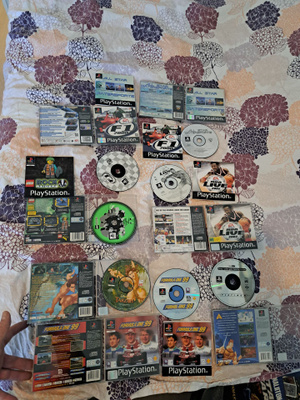 Ps1 pelit 7kpl ,playstation 1