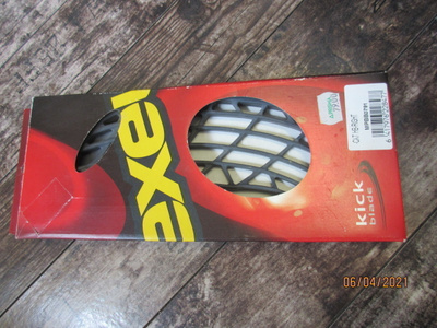 Exel Kick Blade  HB-RIGHT lapa.*uusi*