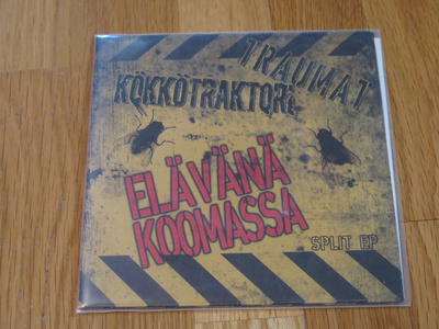 Traumat / Kökkötraktori – Elävänä Koomassa 7"
