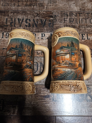 Miller keraamiset olut-tuopit 2 kpl.