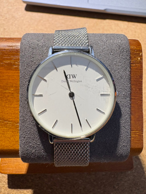 Daniel Wellington Classic Petite Sterling white 32mm DW00100