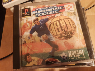 PS1 International Superstar Soccer Deluxe, ei kansilehteä