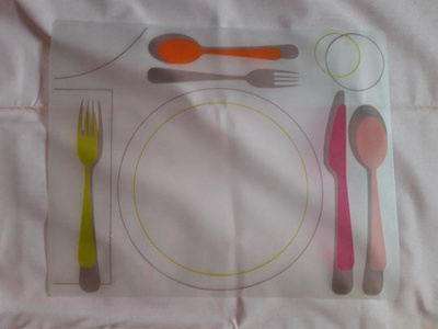 4 kpl muovitabletteja 29 x 36 cm.Lidl ja smarket isot kassit
