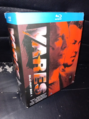 VARES BLU-RAY BOX 1 ( 4 kpl BLU-RAY  ) SIS POSTIKULU