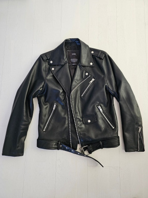 Pull & Bear -nahkarotsi (keinonahkaa), koko 38 (M)
