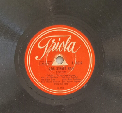 Savikiekko 1950 - Triola Pick-up Jazz-group - Triola T 8019