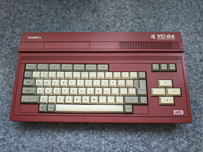 Harvinainen Yashica YC-64 kotitietokone