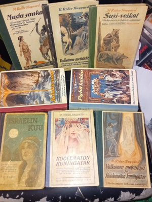 8 kpl H. Rider Haggard kirjoja ( SIS POSTIKULU )