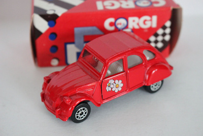 Corgi Juniors Citroen 2CV