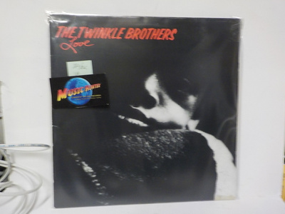 THE TWINKLE BROTHERS - LOVE EX+/EX UK REISSUE LP