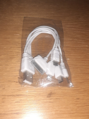 Latauskaapeli puhelimille/tableteille, 5 eri liitintä