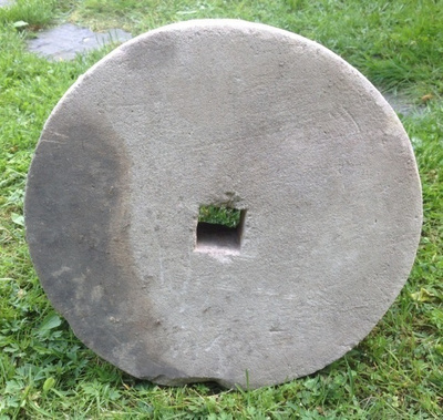 Tahkon kivi, 32 cm