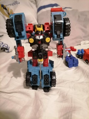 TRANSFORMERS cybertron defense hot shot - HEAD HUNTER STORE.
