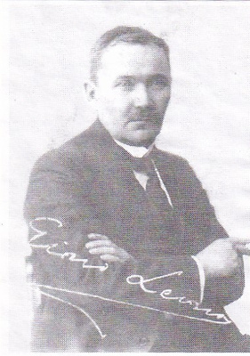 Eino Leino, nimmari, valokuva    1/14