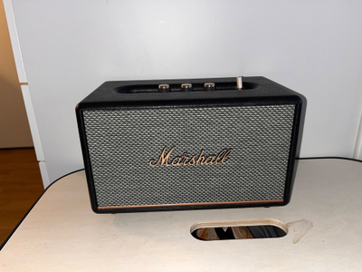 Marshall Acton III Bluetooth-kaiutin musta