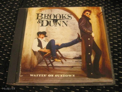 Brooks & Dunn - Waitin' On Sundown