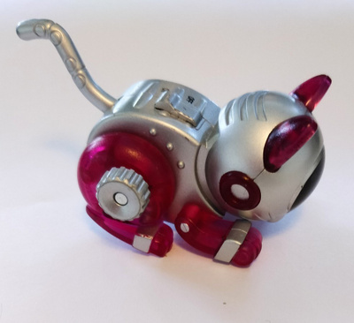 ROBOTTIKISSA pieni liikkuva