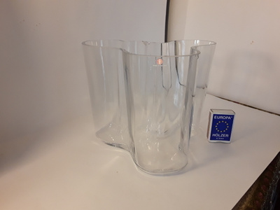Alvar Aalto maljakko 160 mm reunavikoja.