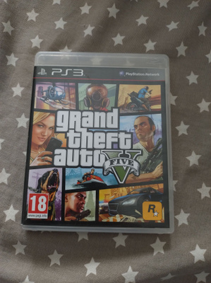 Grand theft auto V 5 (PS3)