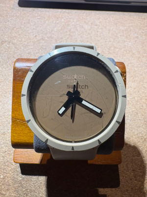 Swatch Big Bold Bioceramic Desert SB03C101 rannekello