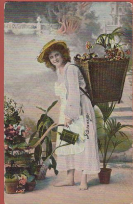 Neito kastelee kukkia - kulk v 1917