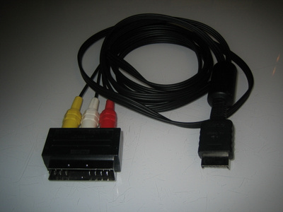 AV- Kaapeli **PS1/PS2/PS3**