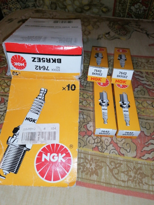 NGK tulpat BKR5EZ