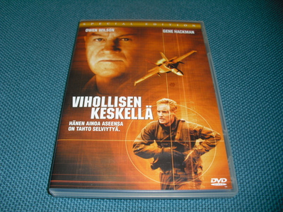 VIHOLLISEN KESKELLÄ (Owen Wilson) 2001***