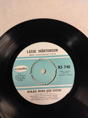 lasse mårterson rikas mies jos oisin / poika