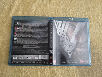 VIKINGS The Complete First Season Blu-ray