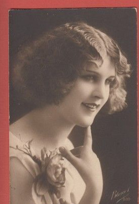 Nuori neito - kulk v 1927