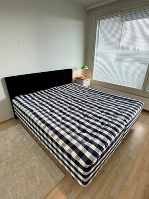 Hästens Superia 180 x 200. Ovh ; 15890