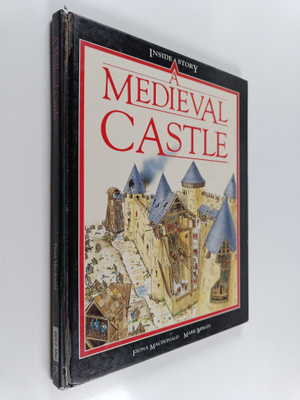 Fiona Macdonald : Medieval castle