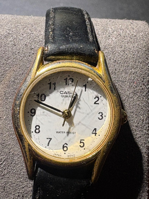 Casio LTP-1154P klassinen quartz-rannekello