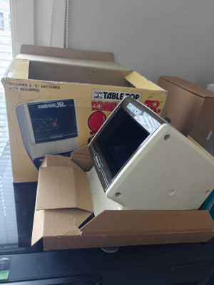 Nintendo donkey Kong jr game & watch tabletop