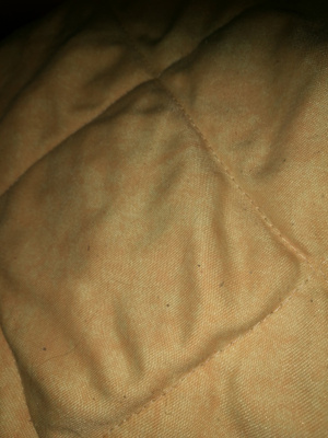 Keltainen tikkipäiväpeitto n. 265x155cm2 päälinen
