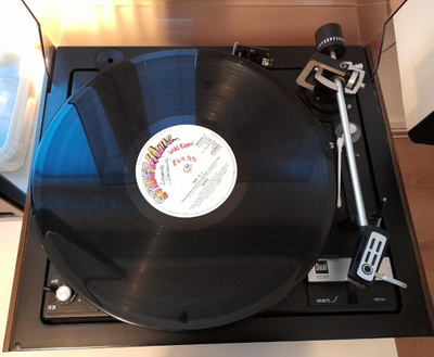 WISH Mr. D.J. WAVEL 1 1983 Englanti