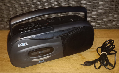 Excel Radiokasettisoitin
