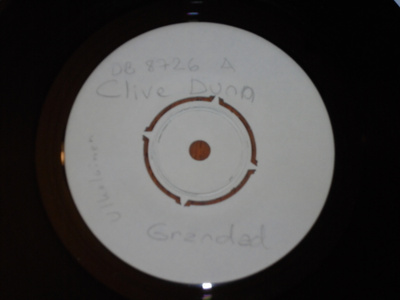 7" CLIVE DUNN -  Grandad  - single 1970 KOELEVY EX-