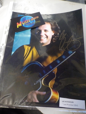 LEE RITENOUR KUVA NIMMARILLA