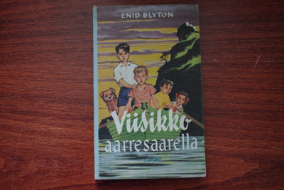 Enid Blyton: Viisikko aarresaarella (1969)