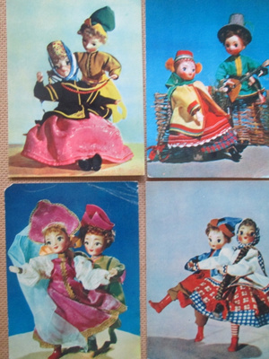 CCCP: kahdeksan matkamuistonukke - postikorttia