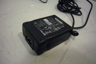 Buffalo virtalähde 12V / 3A