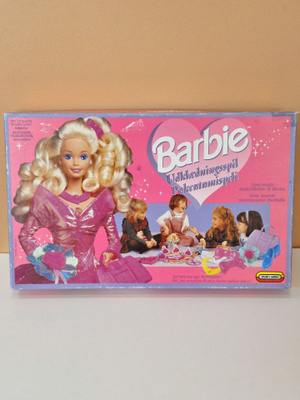 Barbie pukeutumispeli